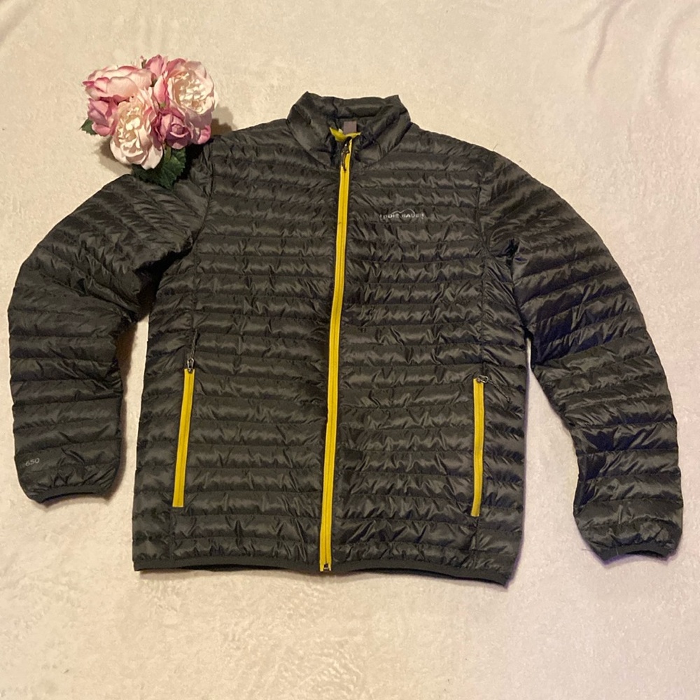 EDDIE BAUER EB650 Size S Black Puffer Zip Front Jacket Down Filled